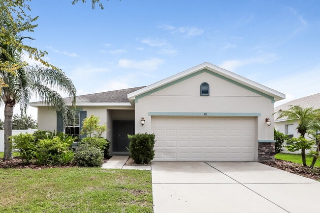 Building Photo - 511 Stone Briar Dr