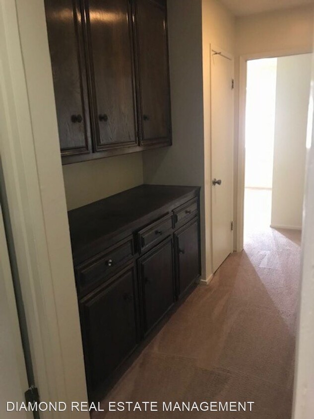 Primary Photo - 7613 Quailwood Dr