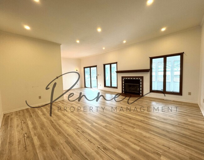 Foto del edificio - 625 NE St Andrews Cir