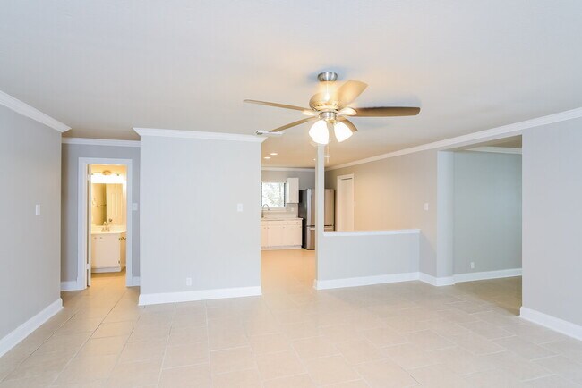 Building Photo - 9330 Arden Bend