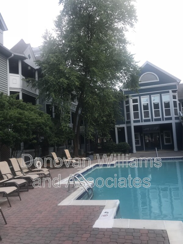 Foto del edificio - 525 -3C Graham Street