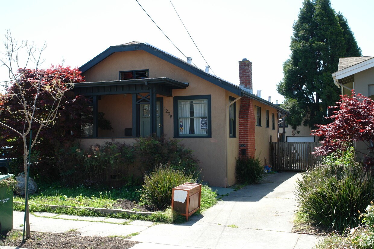 12061208 Carleton St, Berkeley, CA 94702 Apartments in Berkeley, CA