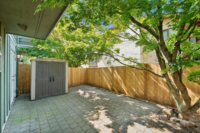 Building Photo - 3 bedroom in Seattle WA 98107