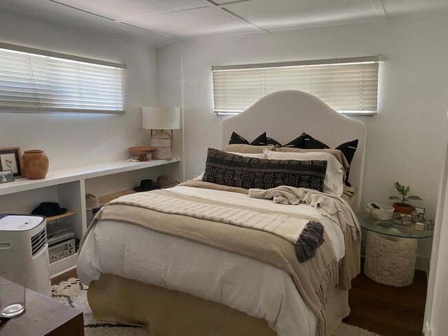 Foto del edificio - 13474 Chippendale St