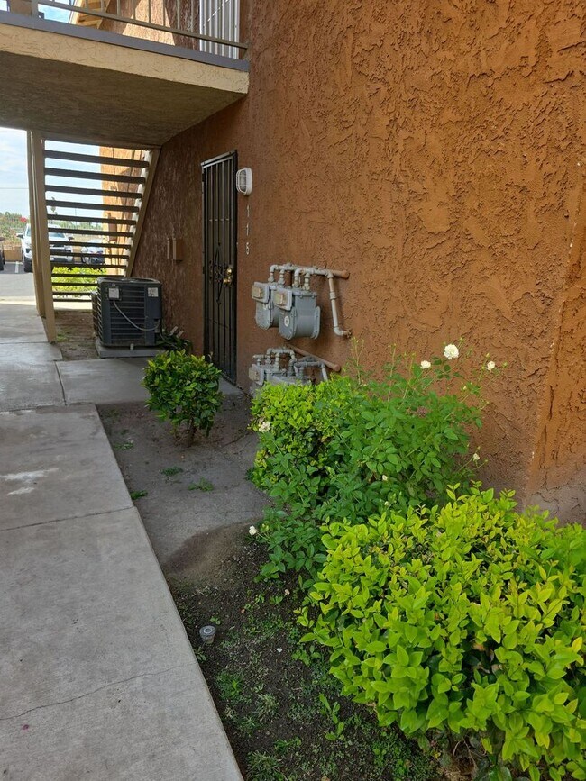 Foto del edificio - *Move-In Special* Spacious 2 Bed / 2 Bath Condo in San Bernardino – Upgraded & Move-In Ready!