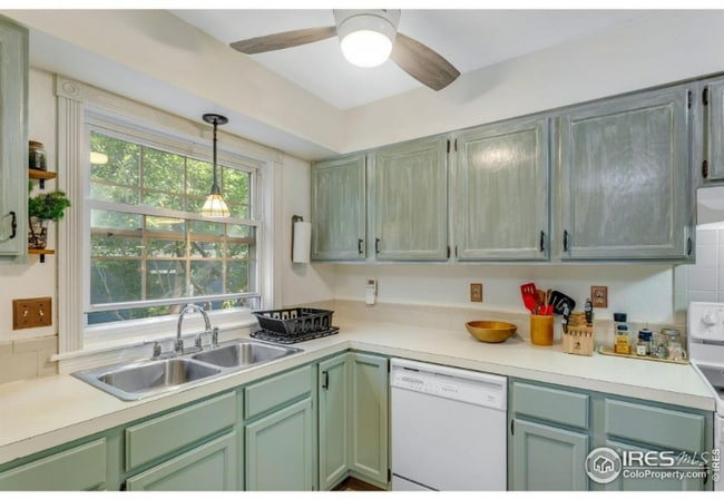 Building Photo - 1333 Village Park Ct