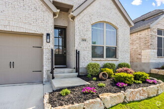 Building Photo - 2108 Calate Ridge