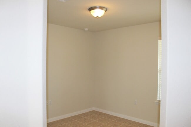 Foto del edificio - 213 Paint Creek Ln