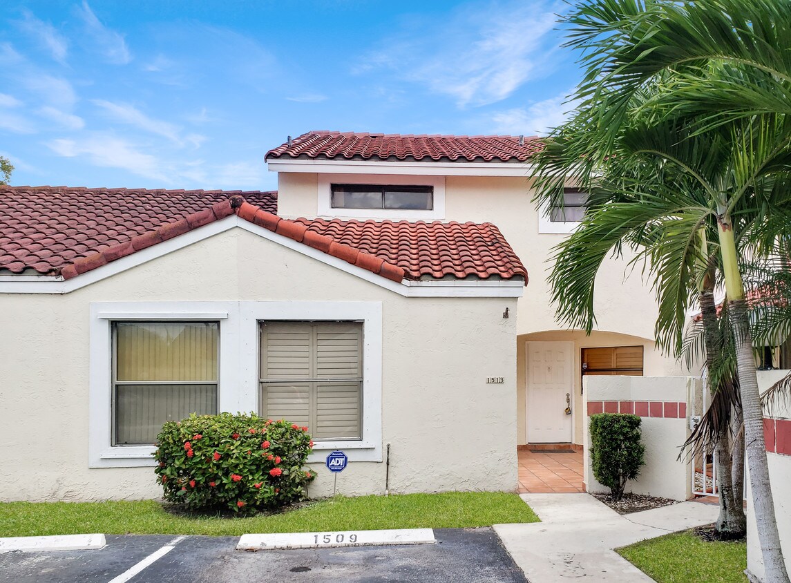 1513 San Remo Cir, Homestead, FL 33035 Townhome Rentals in Homestead