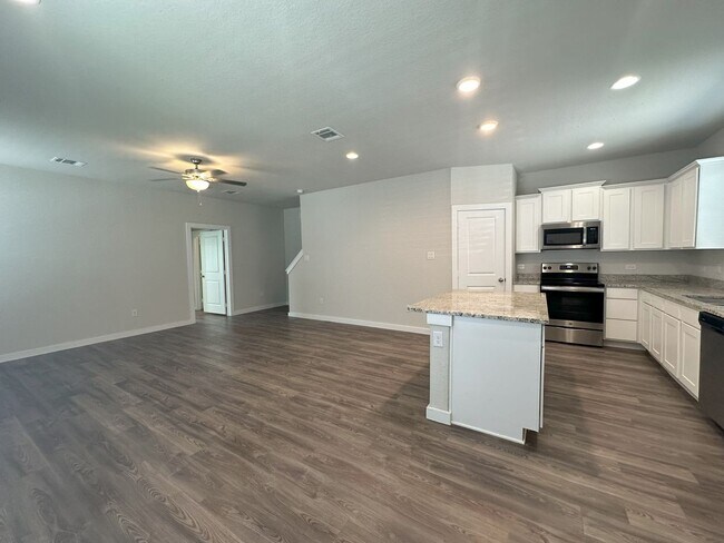 Building Photo - 13350 Stadium Cv