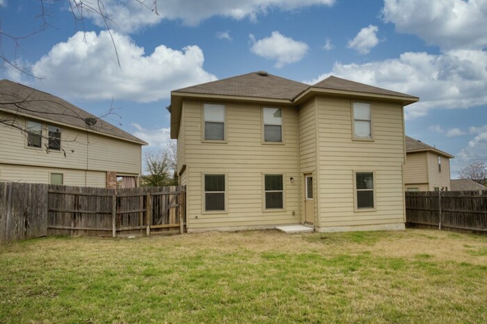 Foto del edificio - 5403 Shivalik Way