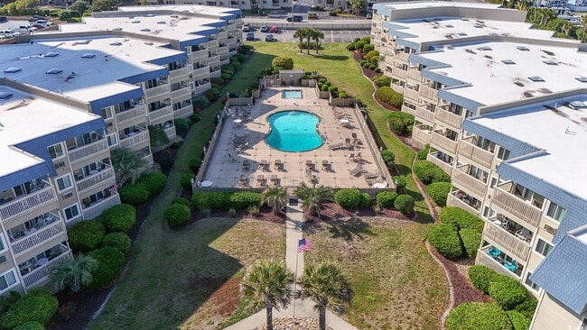 Foto del edificio - 9660 Shore Dr