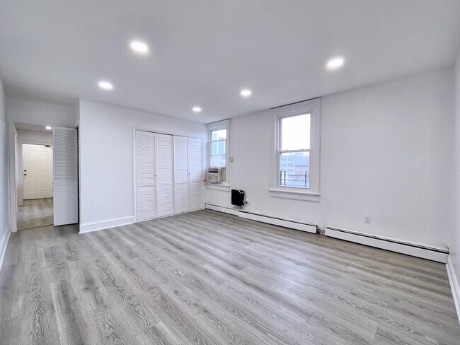 Foto del edificio - 389 Monmouth St
