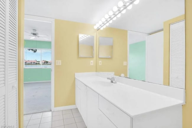 Building Photo - 7848 Emerald Cir