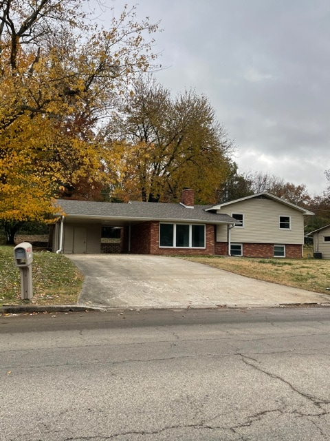 Primary Photo - 1827 W Cape Rock Dr