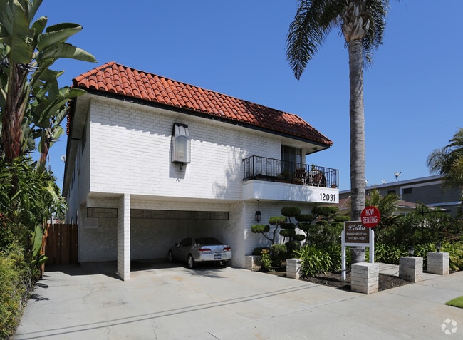 Building Photo - 12031 Pacific Ave