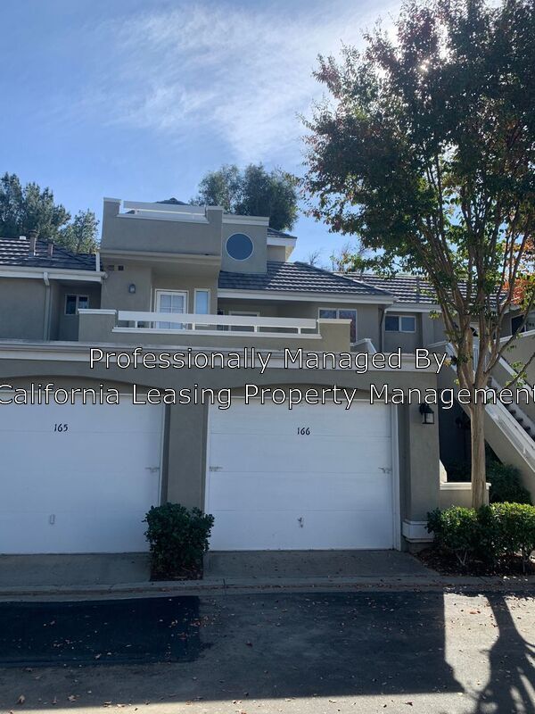 Building Photo - 23951 Arroyo Park Dr