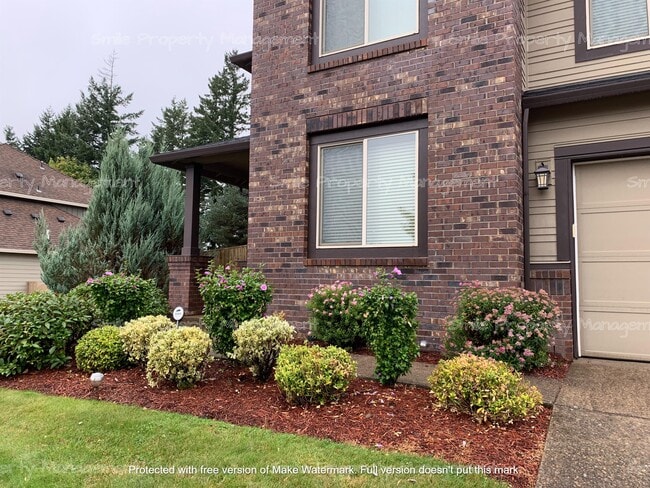 Building Photo - 10863 SE Pheasant Ridge Dr
