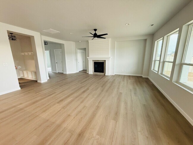 Foto del edificio - Brand New 4 Bedroom Home for Rent in SW Meridian!