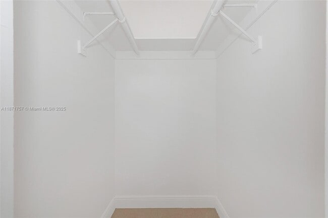 Building Photo - 1013 SW 7 ST Miami FL 33130
