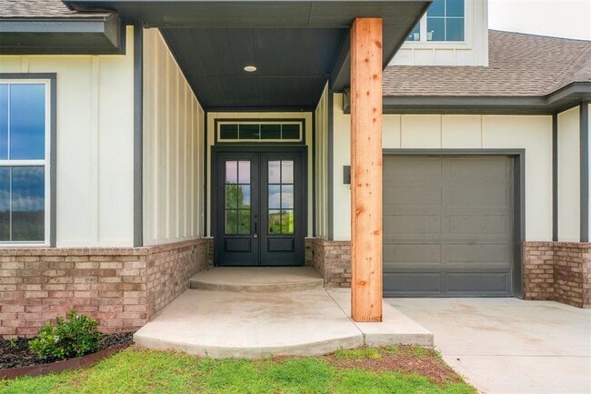 Building Photo - 11440 Blue Heron Creek