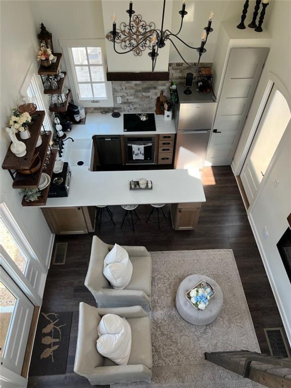 Building Photo - 155 Central Ave