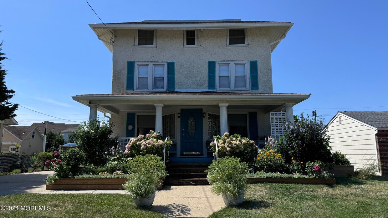 12 Elberon Ave, Allenhurst, NJ 07711 House Rental in Allenhurst, NJ