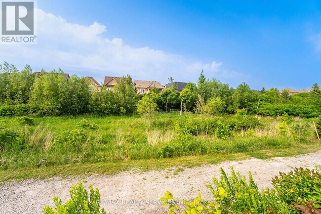 Building Photo - 3045 Trailside Dr