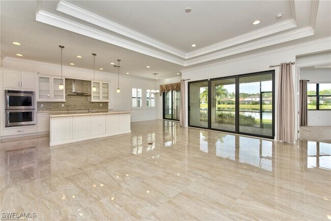 Foto del edificio - 9301 Woodhurst Dr