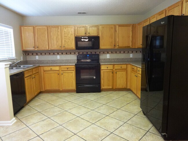 Building Photo - 3009 Kinswood Lane
