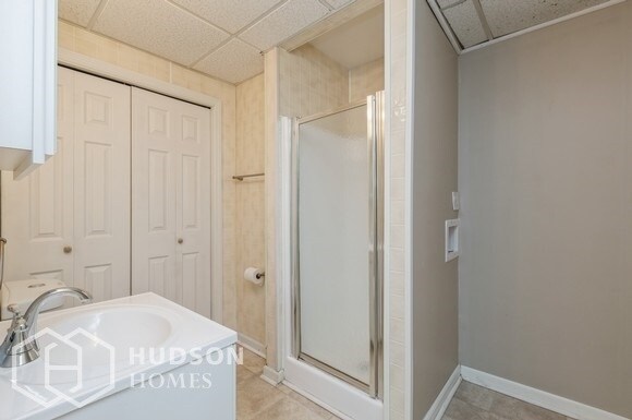 Foto del edificio - AVAILABLE NOW! - 124 Seneca Drive, Butler,...