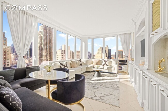 Building Photo - 310 W 52nd St