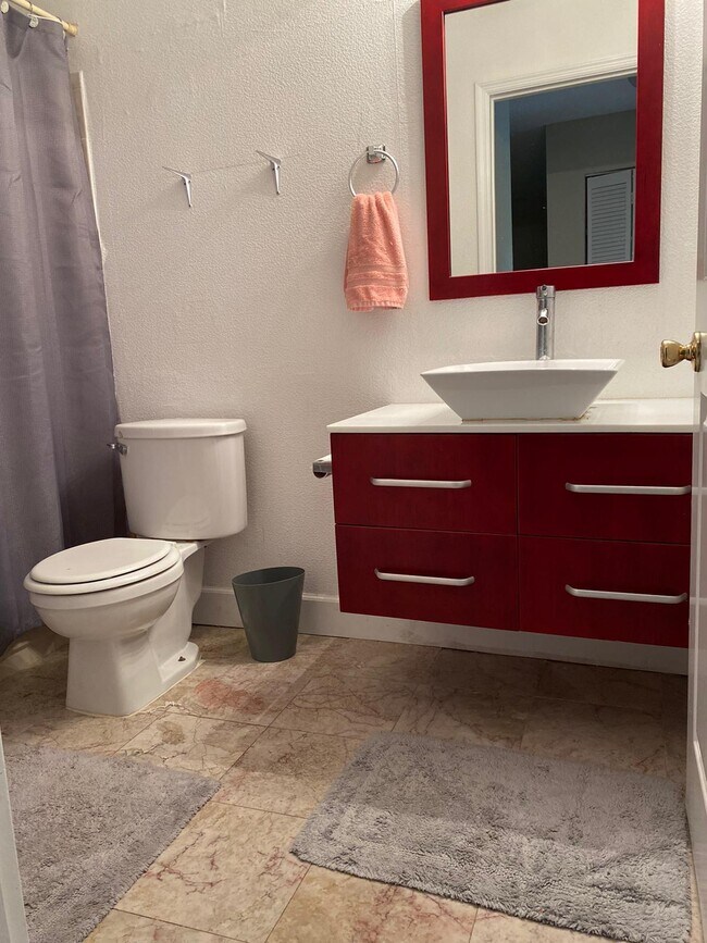 Foto del edificio - 9162 Vineyard Lake Dr