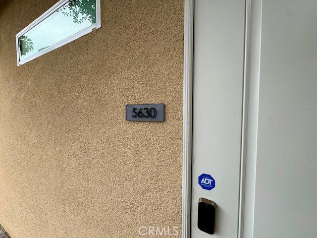 Foto del edificio - 5630 Beck Ave