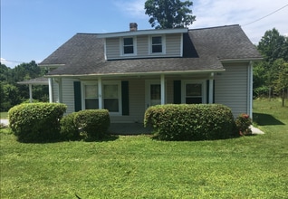 Building Photo - 17458 Leesville Rd
