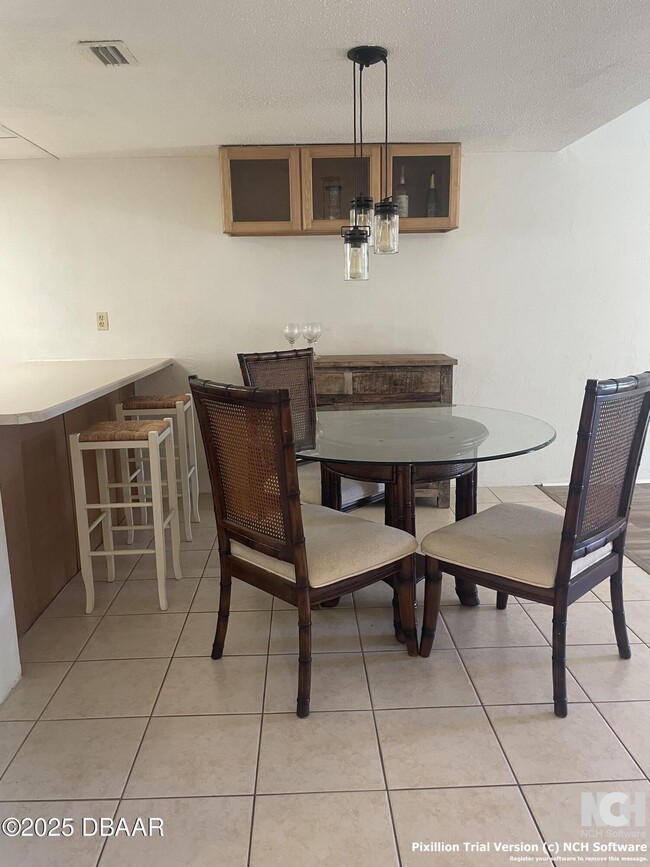 Building Photo - 144 S Halifax Ave