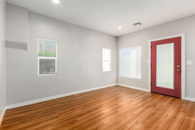 Foto del edificio - Ultimate City Living in Phoenix
