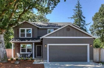 Building Photo - 926 NE Oakmont Loop