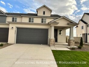 Building Photo - 8205 W Grey Alder Dr