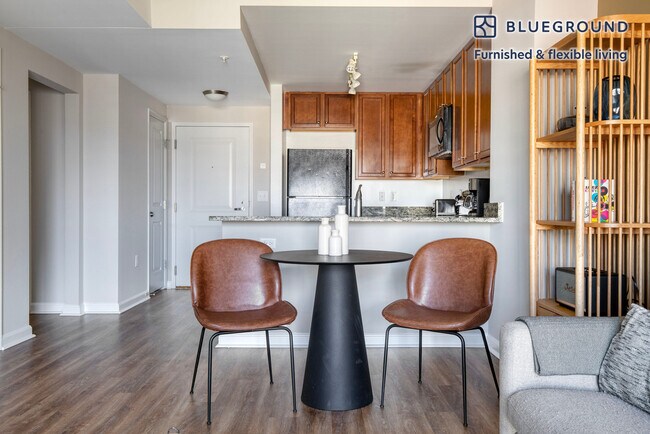 Foto del edificio - 11351 Woodglen Dr