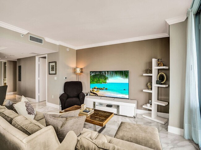 Foto del edificio - 2602 E Hallandale Beach Blvd