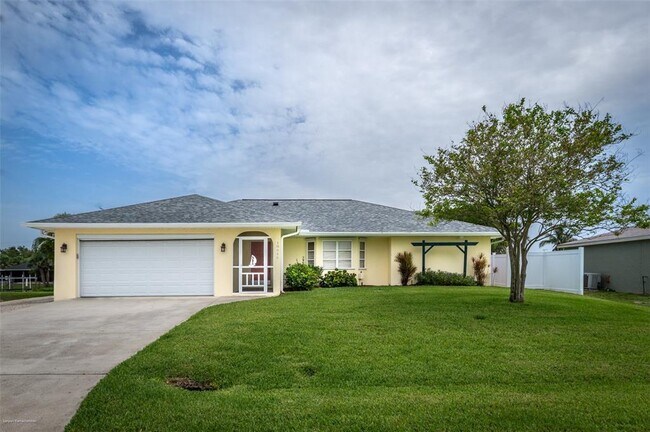 Foto del edificio - 18646 Kerrville Cir