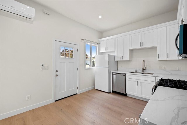 Foto del edificio - 3257 W 134th St