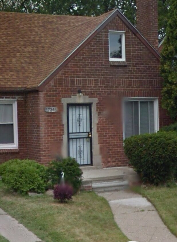 Building Photo - 17345 St. Marys Detroit, Mi. 48235