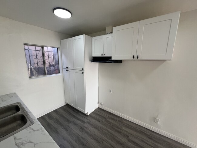 Building Photo - 5961 Harvard Blvd