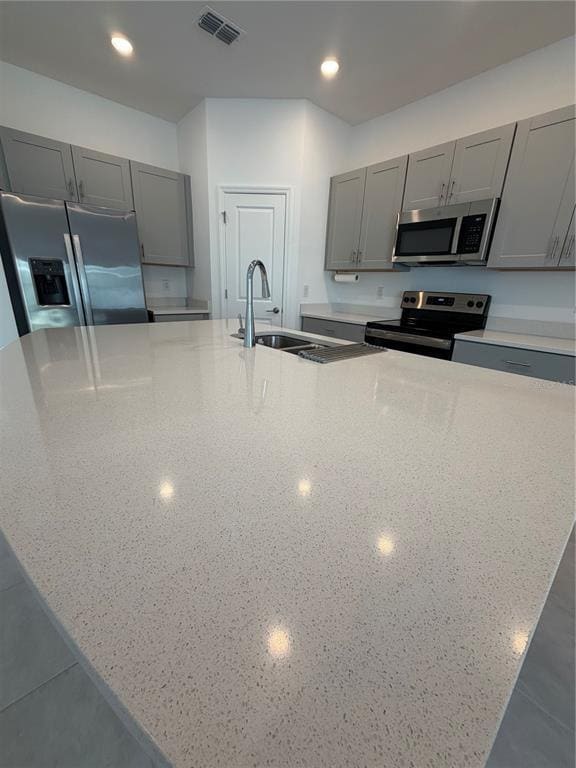 Building Photo - 2914 Canary Ave