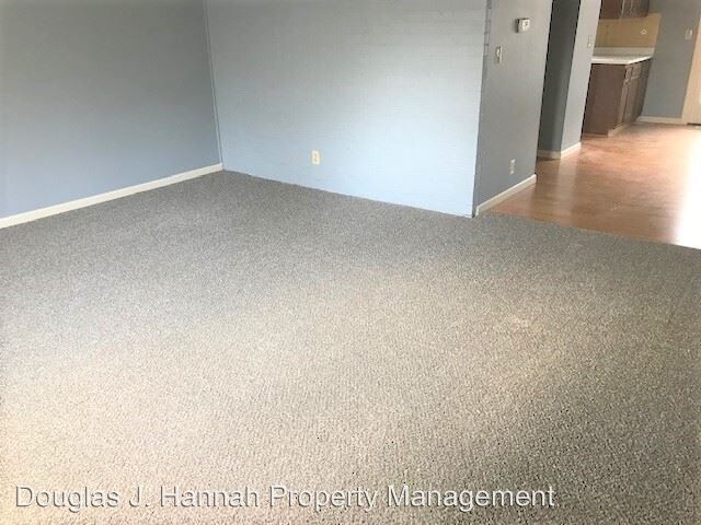 Building Photo - 3 br, 2.5 bath House - 944 Jana Drive 66049