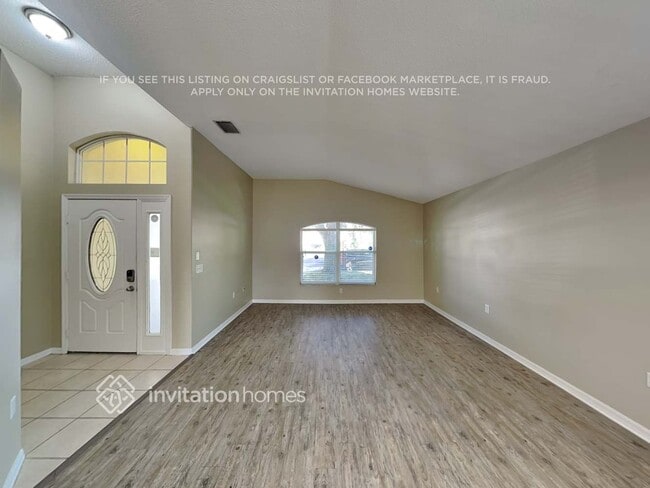 Foto del edificio - 6242 White Clover Cir