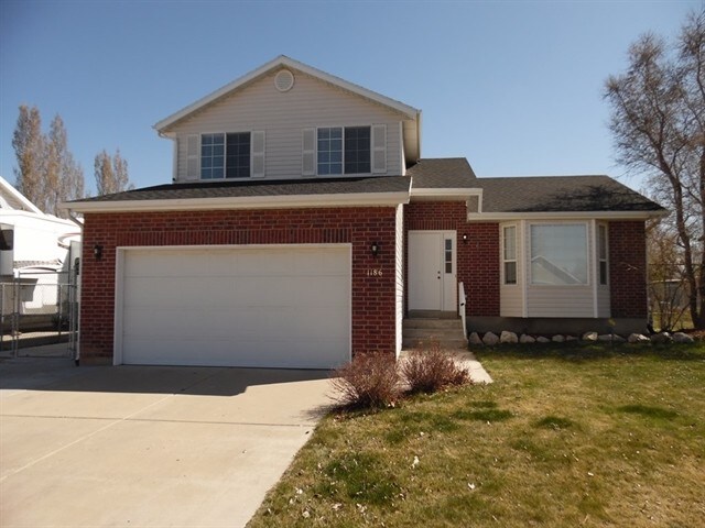Primary Photo - 1186 N 3050 W