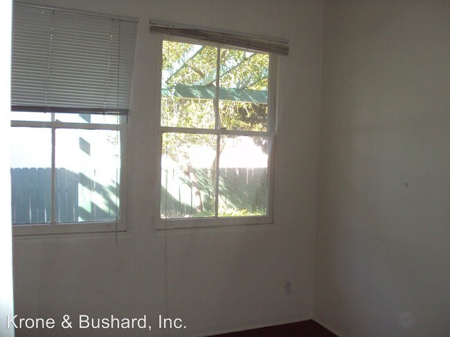 Building Photo - 821 Agate St